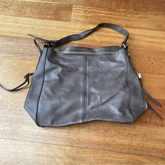 Gray Hobo Bag with Gold Hardware and Slouchy Silhouette and Lots of Pockets NWT - Picture 3 of 12